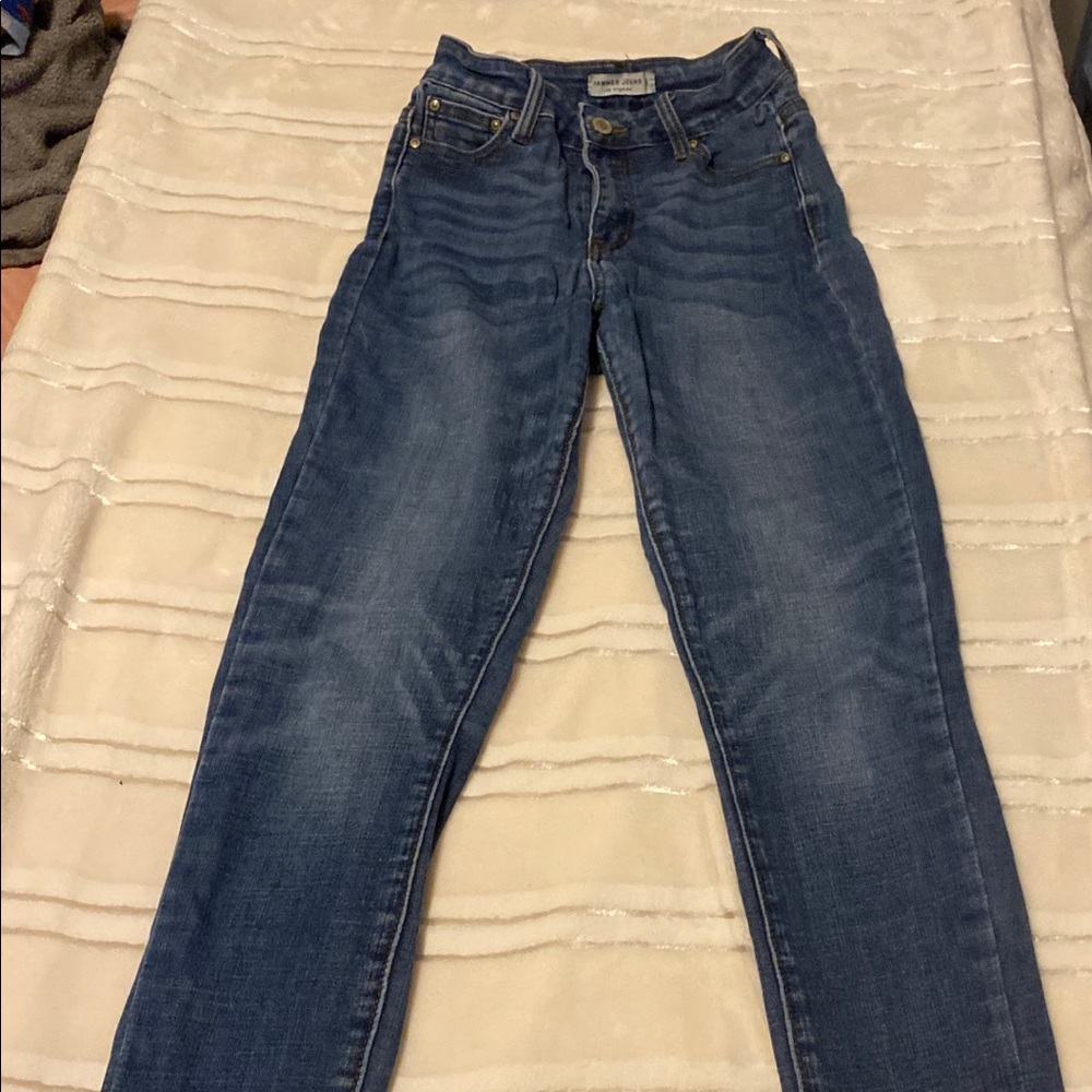 Blue skinny jeans